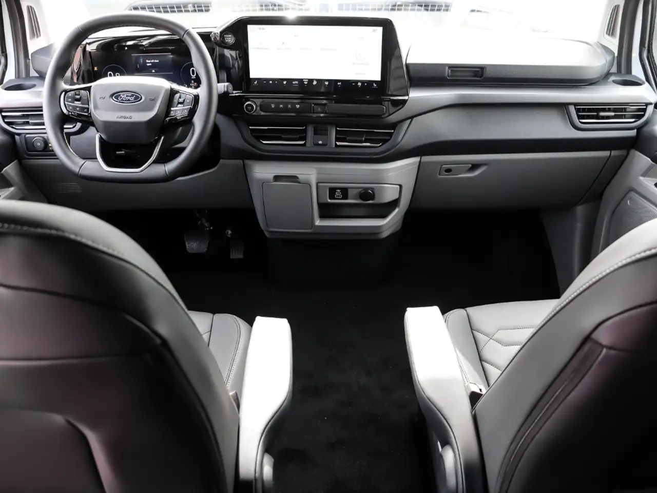 Ford Tourneo Custom Titanium L1 170PS Auto. Standheizung Leder 5