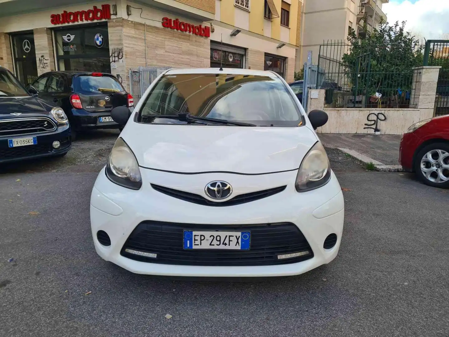 Toyota Aygo 1.0 12V VVT-i 3 porte Active Connect Bianco - 1