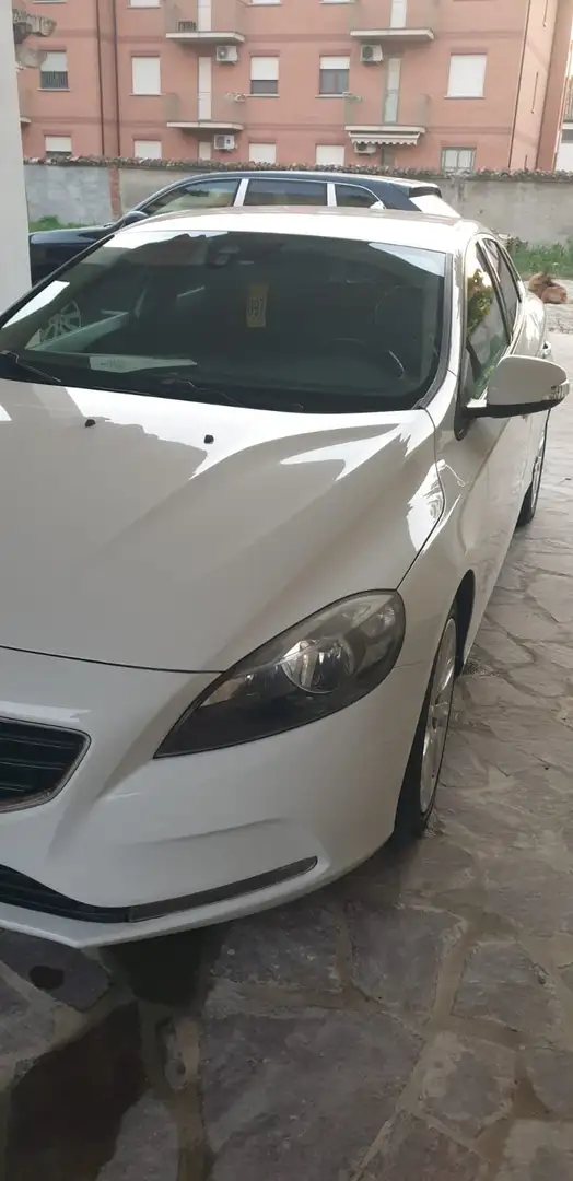 Volvo V40 II 1.6 R-design Momentum FullOptional-Neopatentati Blanc - 1