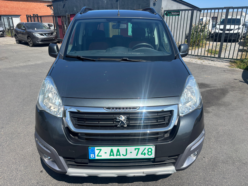 Peugeot Partner Partner Tepee 1.6 prête à immatriculer !