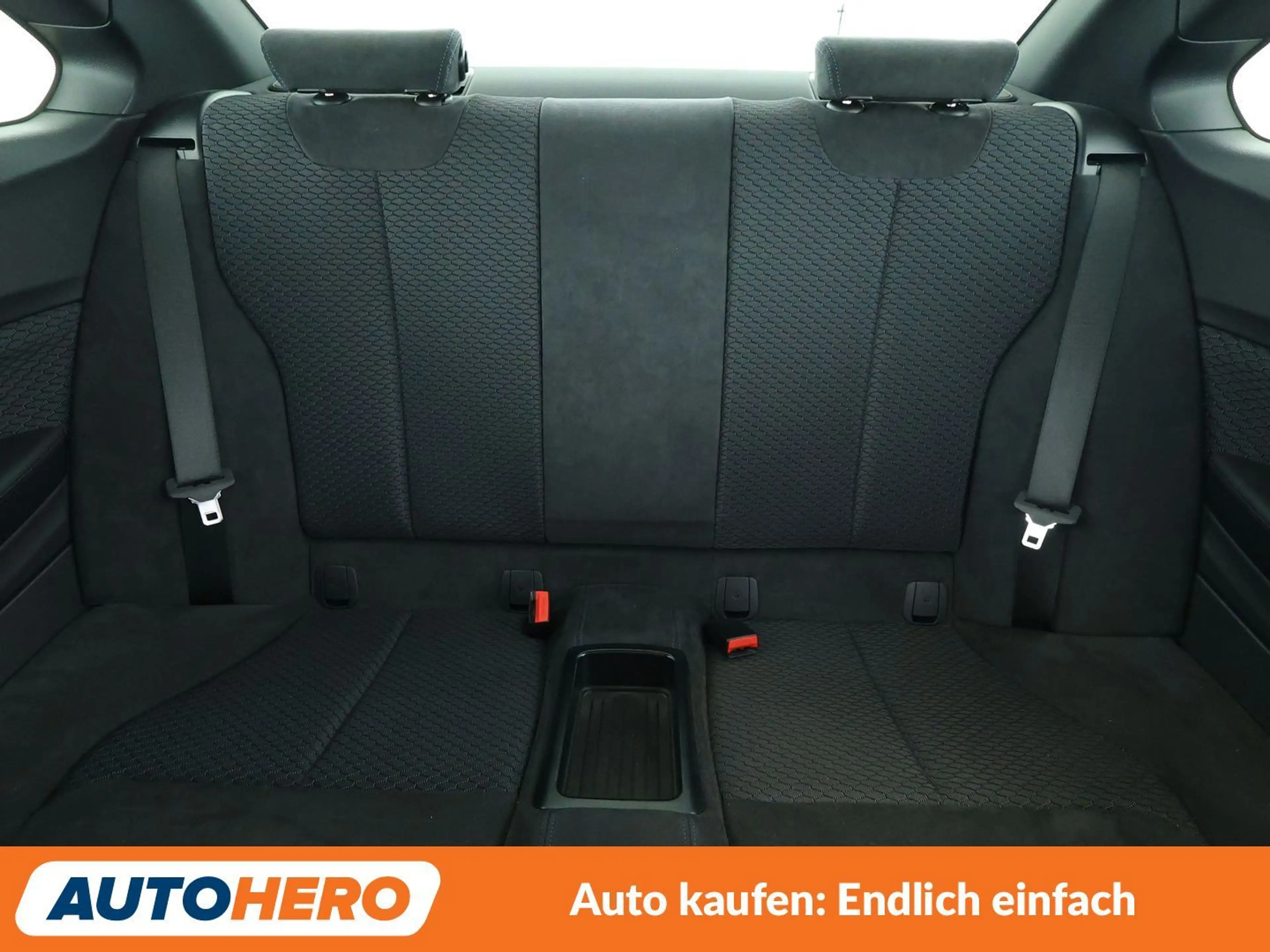 BMW M2 M240i Aut.*NAVI*BI-XENON*TEMPO*H&K*CAM*PDC*SHZ* — photo 15