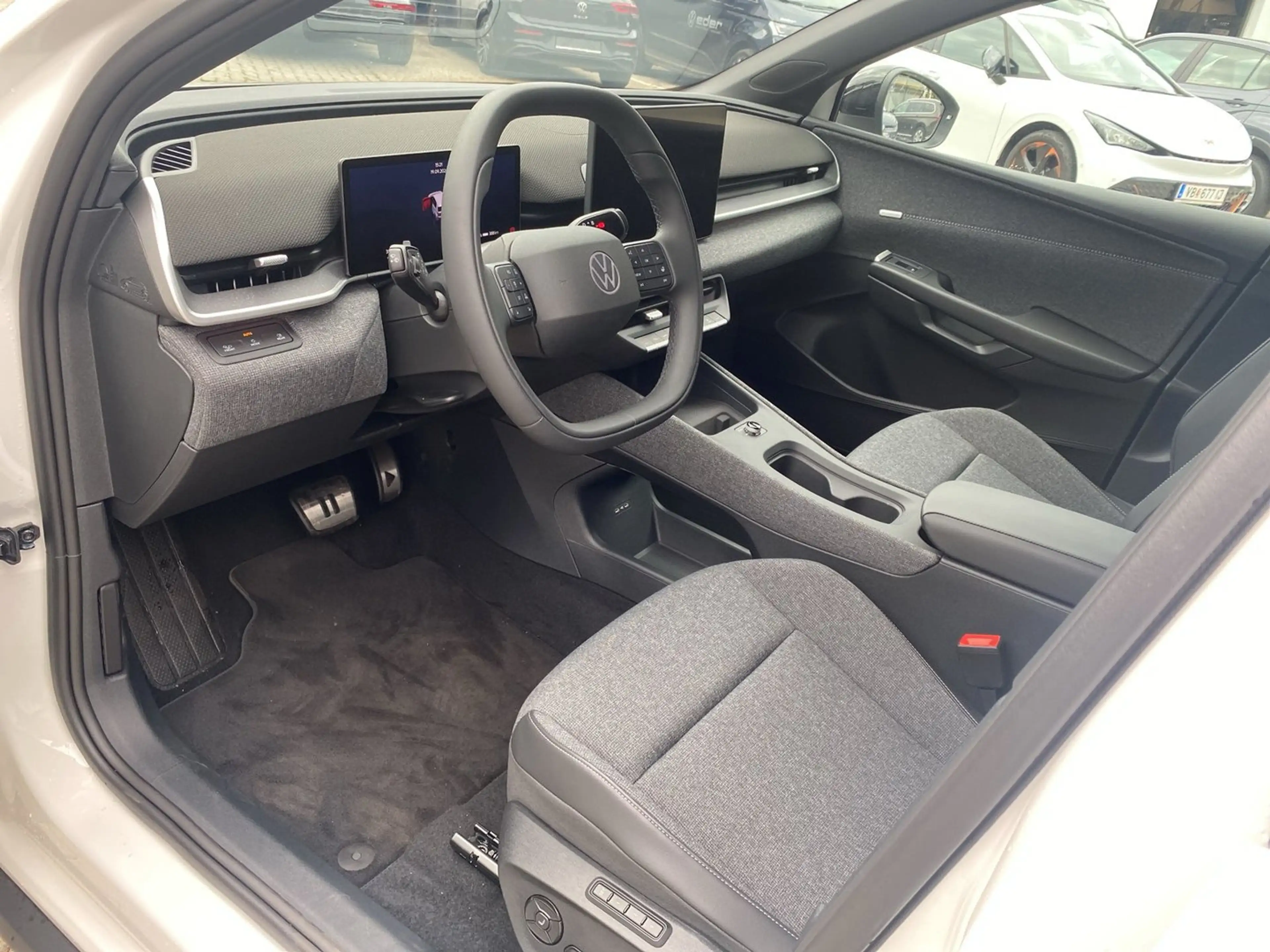 Volkswagen ID. Polo VW ID. Polo Style Edition+ 155 kW - 52 kWh — photo 11