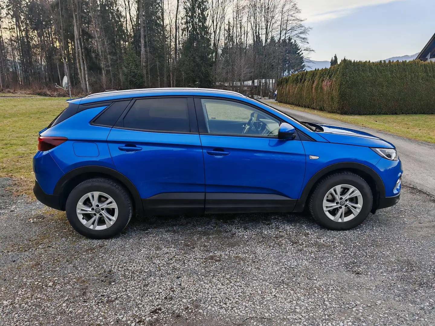 Opel Grandland X Grandland X 1,6 CDTI BlueInjection Edition Start/Stopp Edition Blau - 2