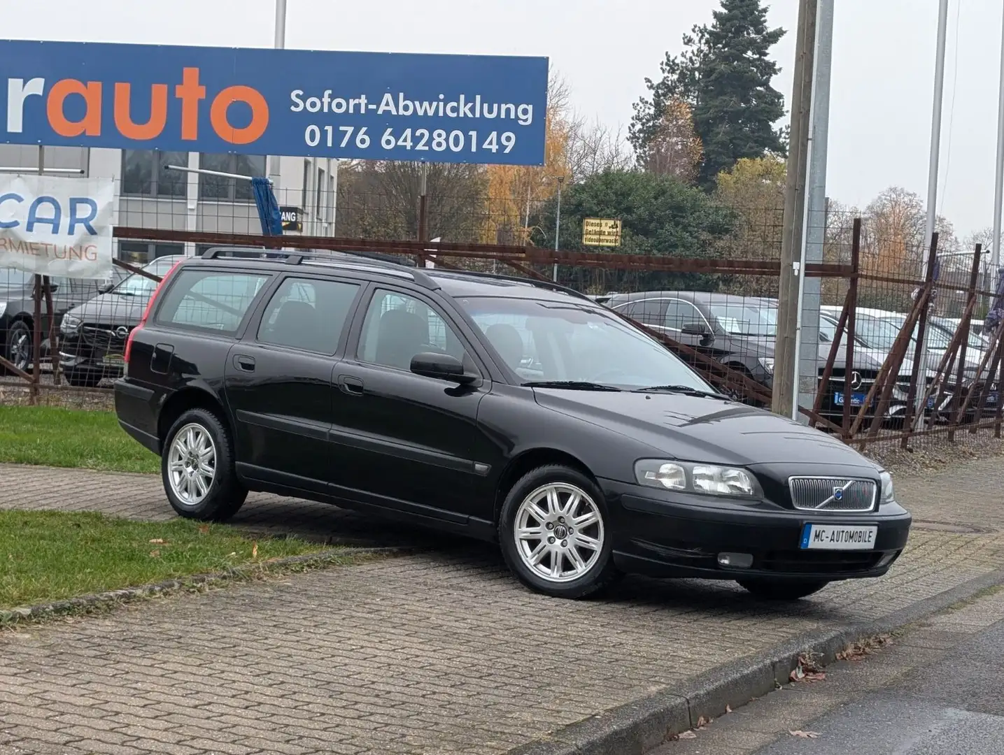 Volvo V70 2.4 D5 Comfort*TEMPOMAT*KLIMA*ZV-FUNK !! Noir - 2