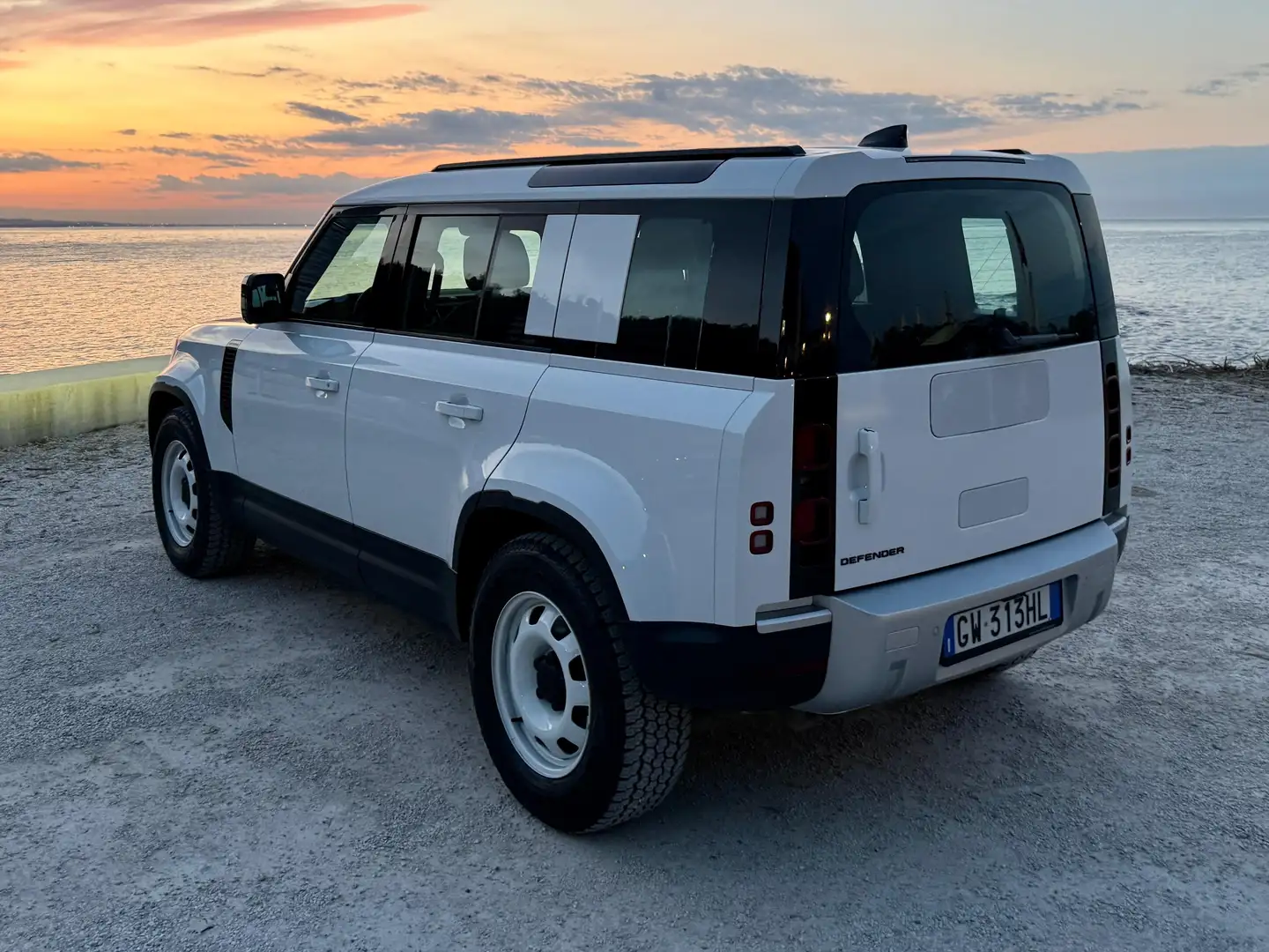 Land Rover Defender 250 CV - 5 ANNI GARANZIA -SUBENTRO LEASING LEGGERE Blanc - 2
