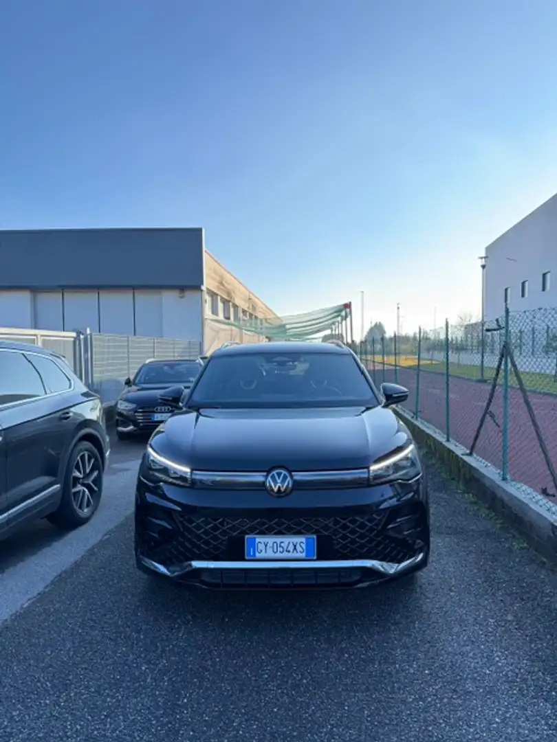 Volkswagen Tiguan Tiguan III 2024 2.0 tdi R-Line Plus 150cv dsg Noir - 2