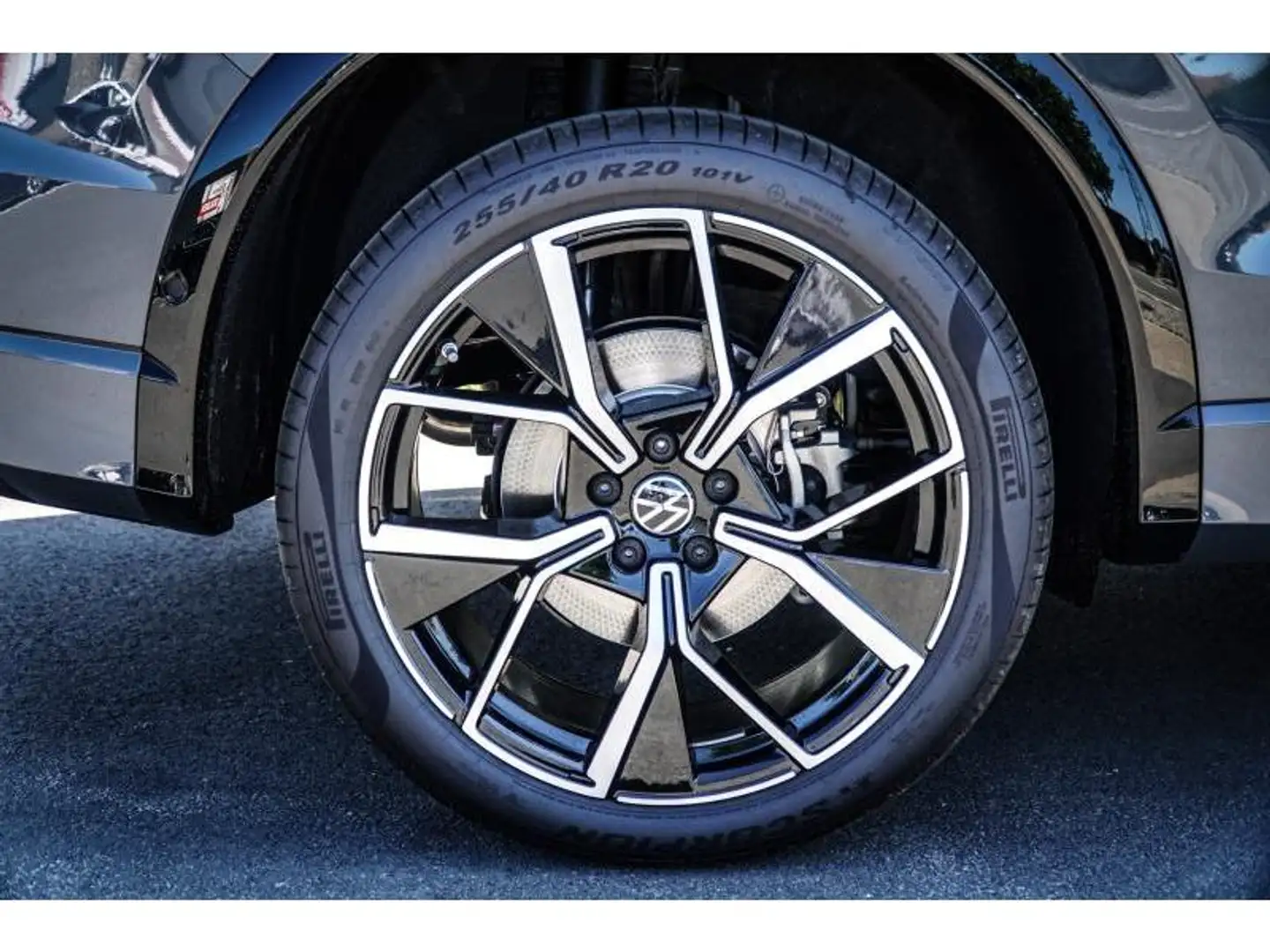 Volkswagen Tiguan R-Line 1.5 PHEV eHybrid DSG Gris - 2
