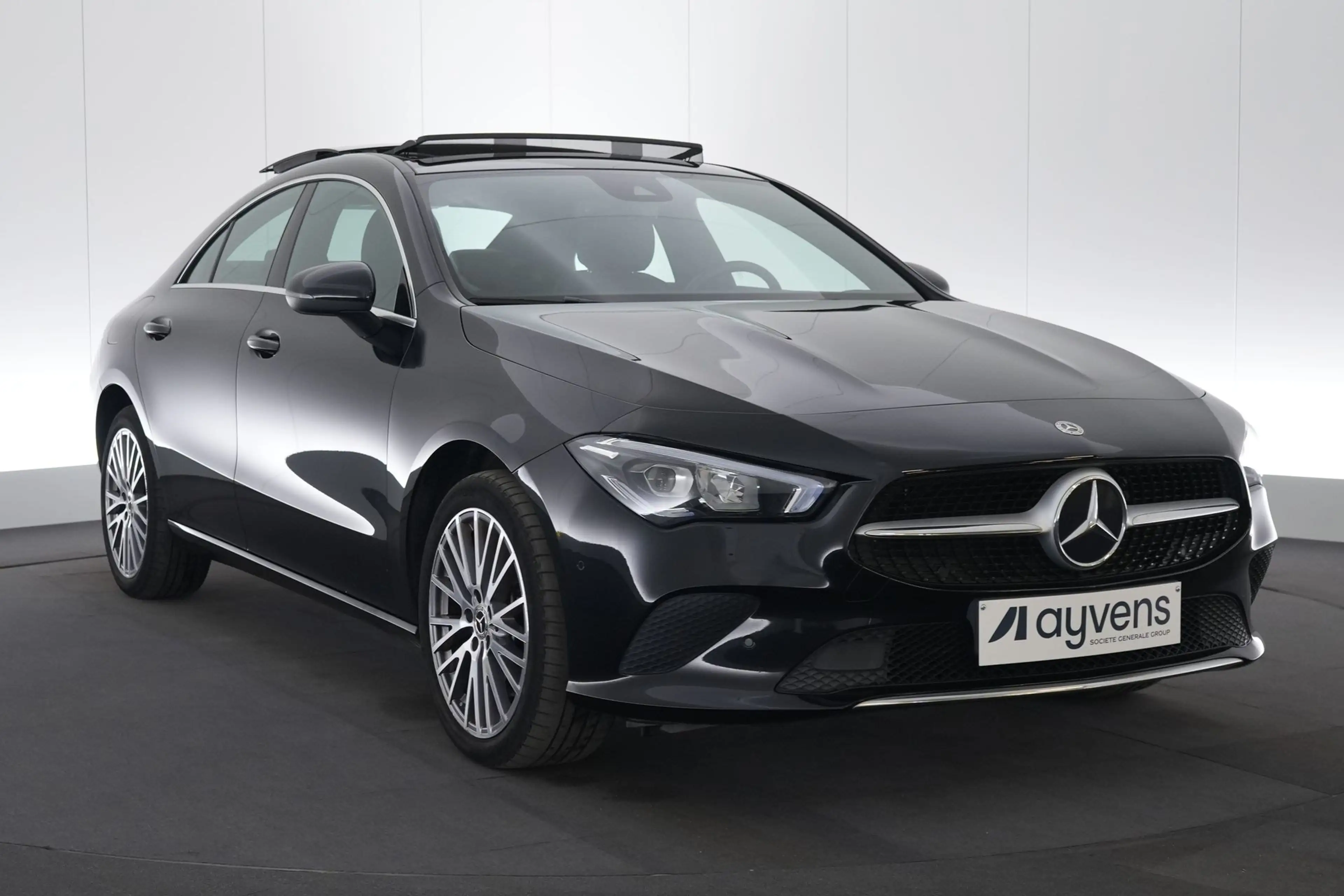 Mercedes-Benz CLA 250 250e PHEV Business Solution Luxury LEDER/CUIR LED — photo 3