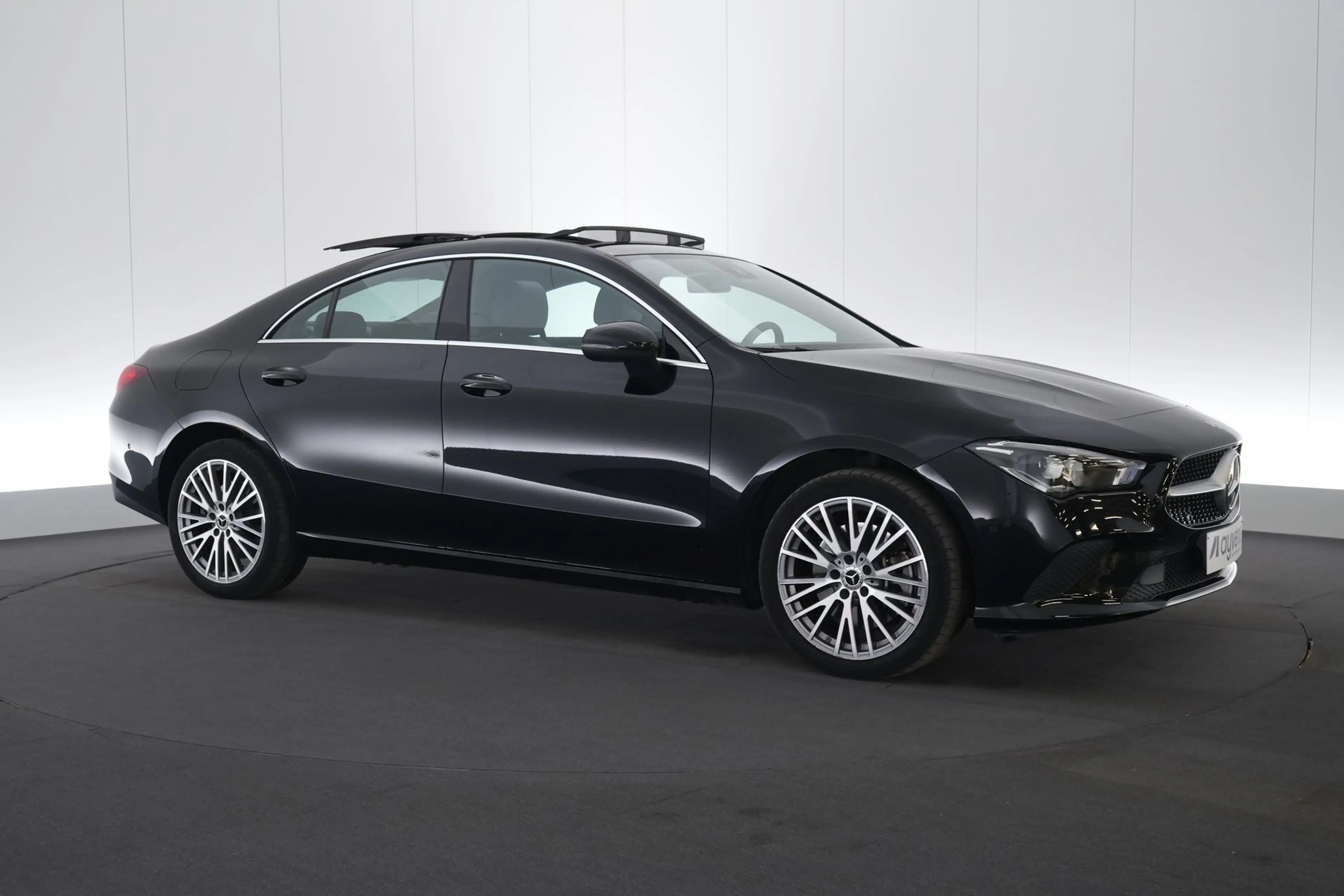 Mercedes-Benz CLA 250 250e PHEV Business Solution Luxury LEDER/CUIR LED — photo 4