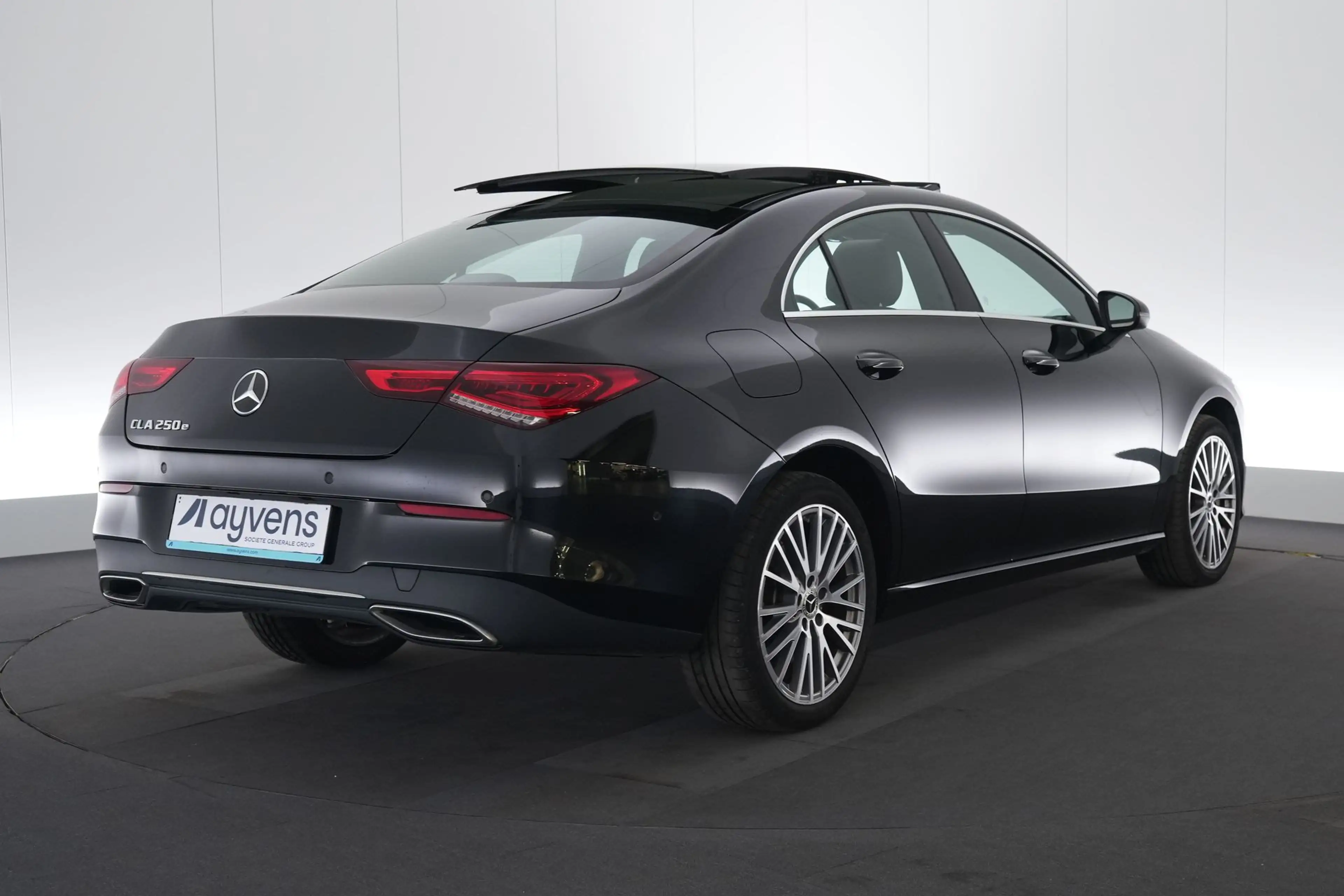 Mercedes-Benz CLA 250 250e PHEV Business Solution Luxury LEDER/CUIR LED — photo 7