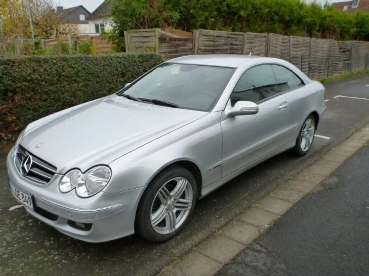 Mercedes-Benz CLK 200 CLK Coupe 200 Kompressor Automatik Avantgarde Silber - 1