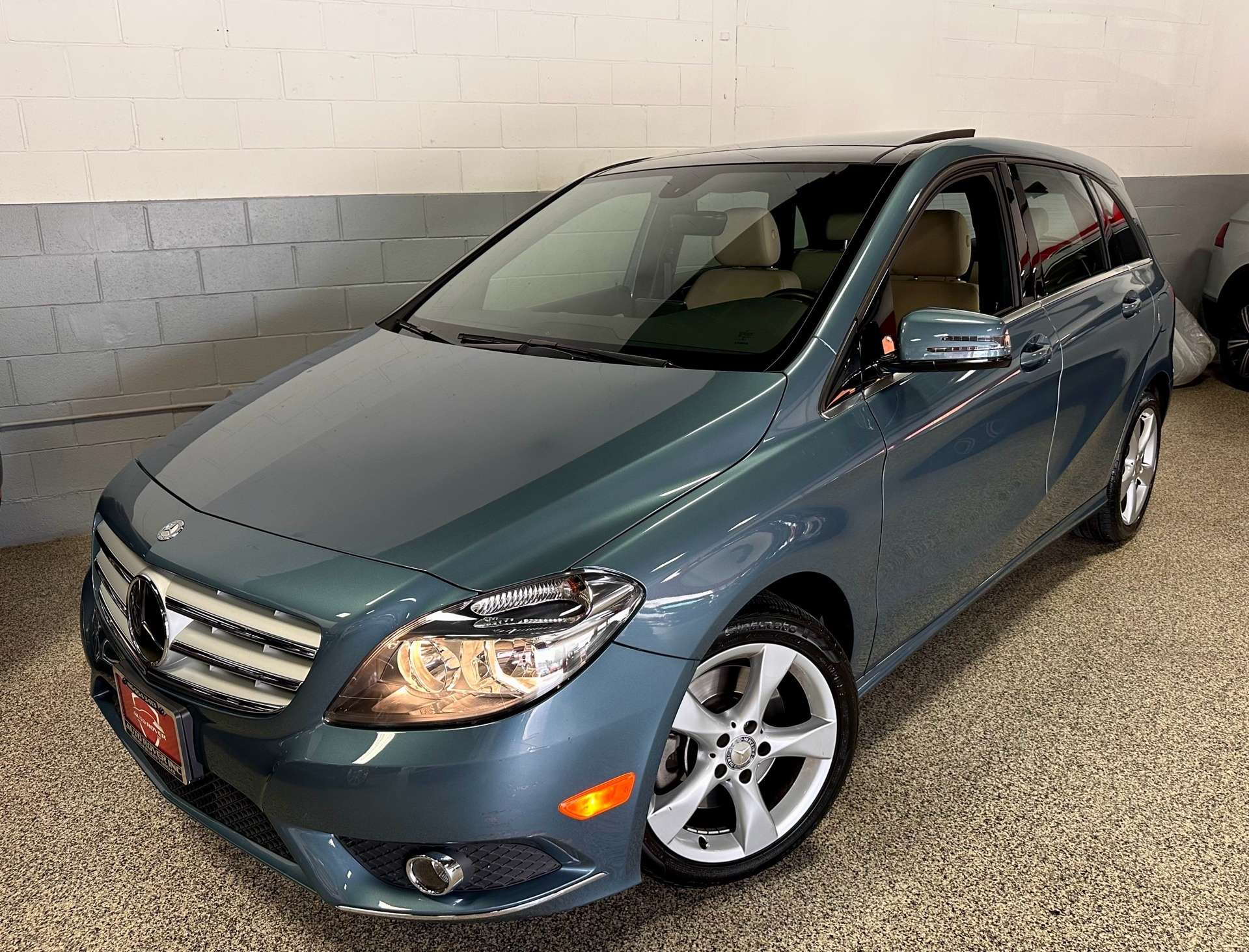 2014 Mercedes-Benz B-Class HB SPORTS TOURER ~CLEAN CARFAX/ONE OWNER~ NAVIGATI