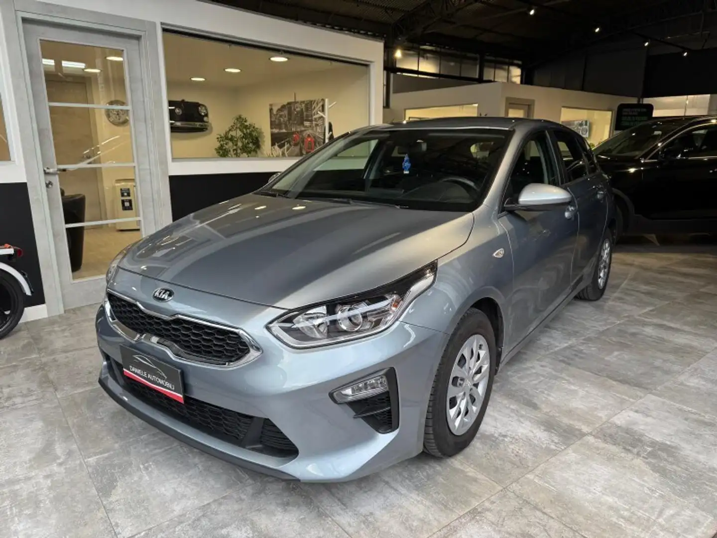 Kia Ceed / cee'd Ceed 1.0 T-GDi 100 CV 5p. Urban Grigio - 1