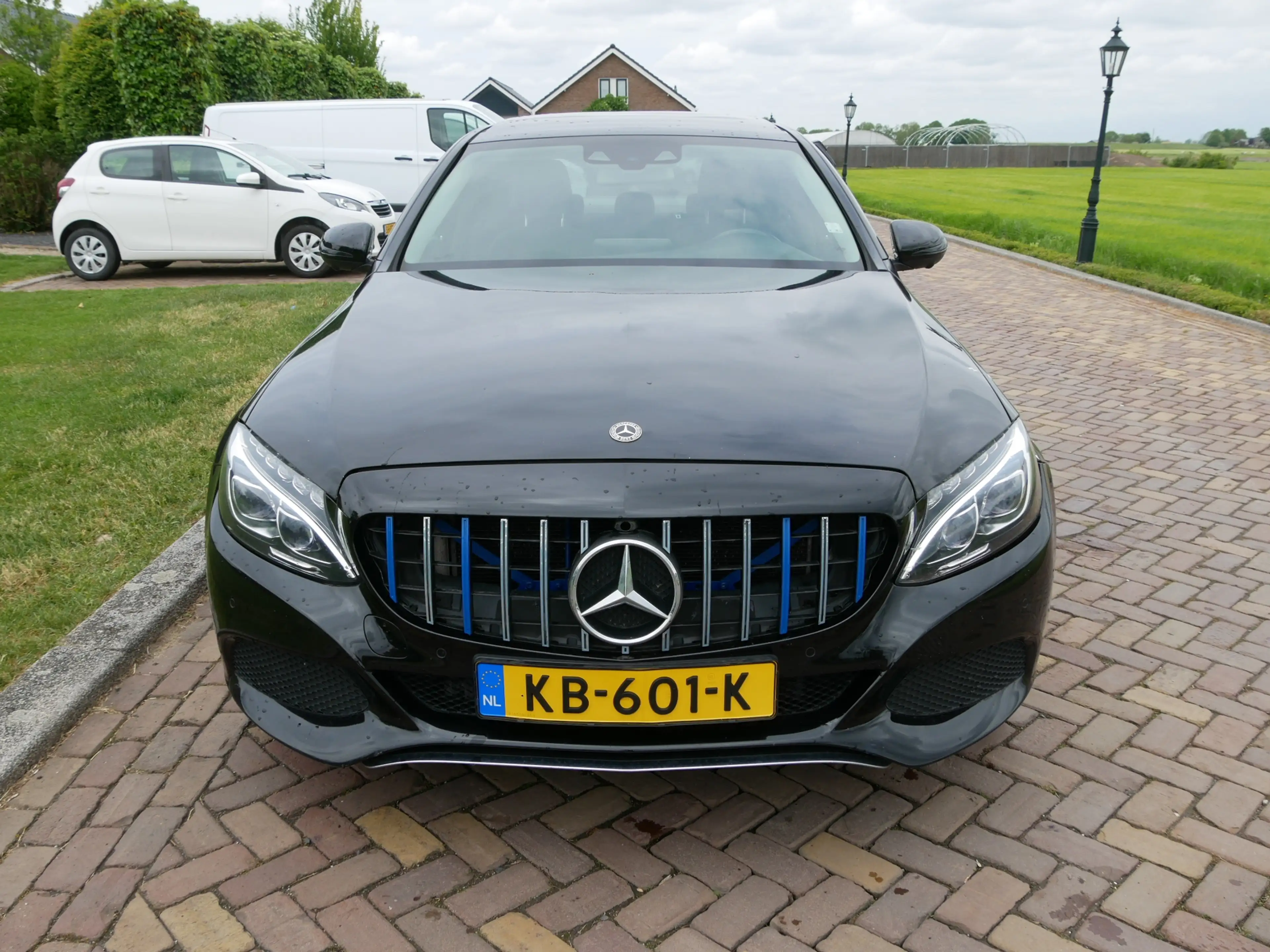 Mercedes-Benz C 350 e Lease Edition PANO BURMESTER ** 11999 NETTO ** — photo 3