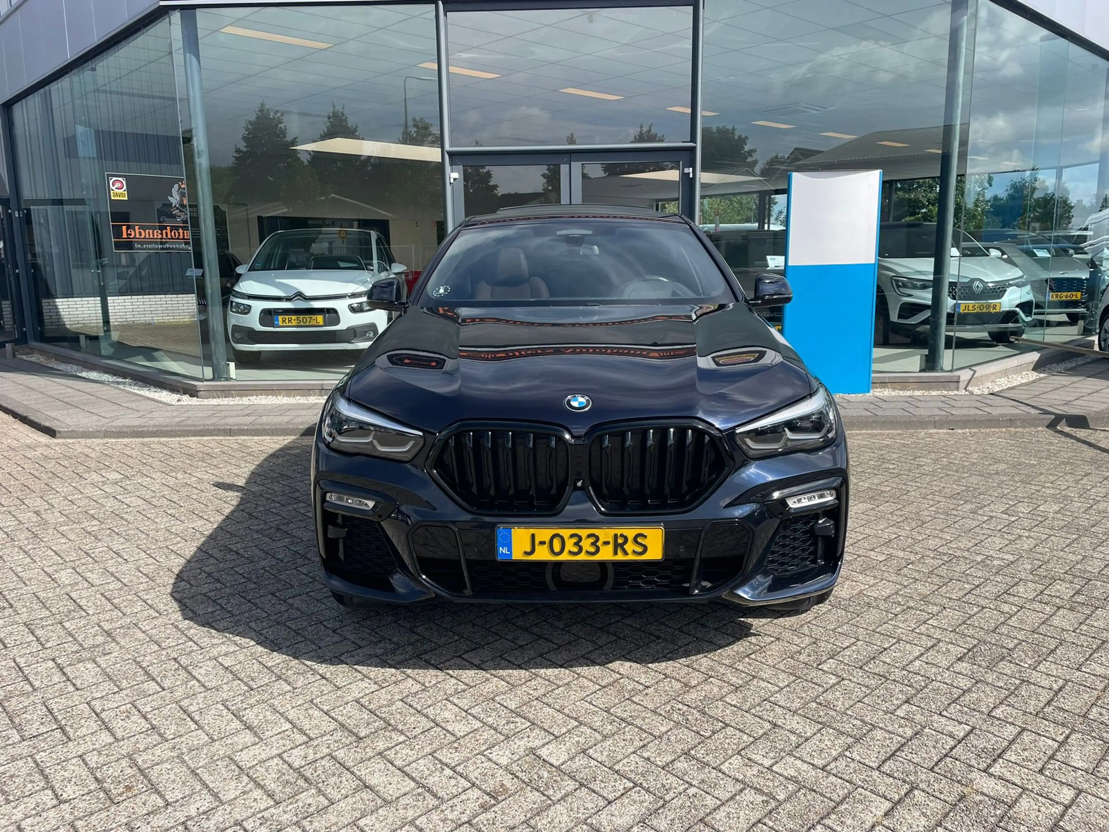 BMW X6 XDrive30d High Executive — photo 3