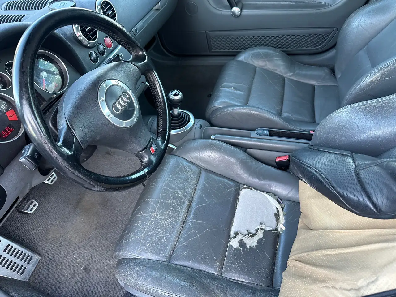 Audi TT Coupe 1.8 T, foto 9
