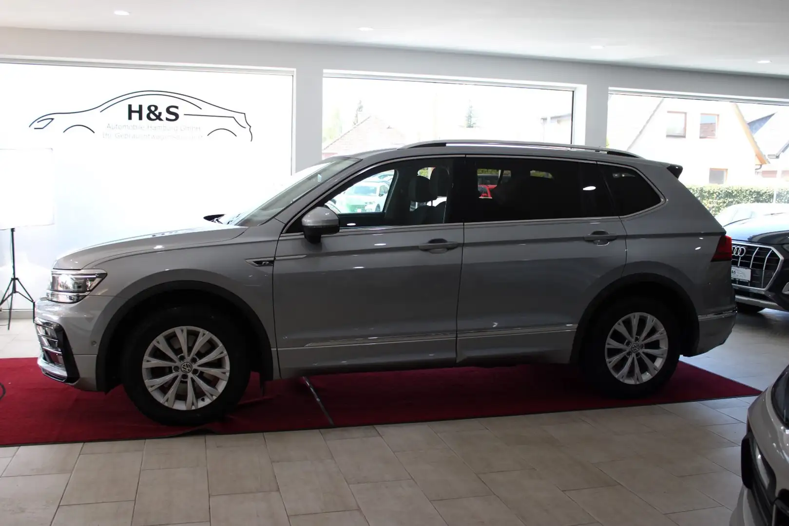 Volkswagen Tiguan Allspace 2.0 TDI 4Motion DSG Highline/R-LINE *AHK/STANDHEIZ Zilver - 2