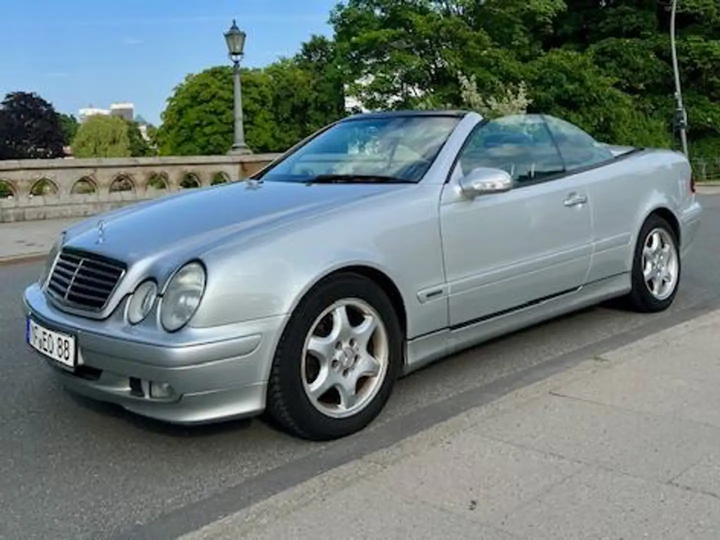 Mercedes-Benz CLK 200 CLK-Klasse Cabrio Kompressor Elegance Срібний - 2