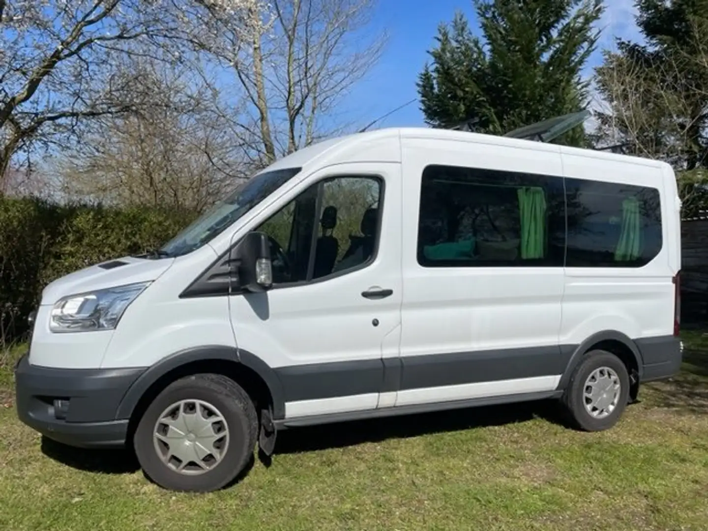 Ford Transit 370 / Van / Camper Weiß - 1