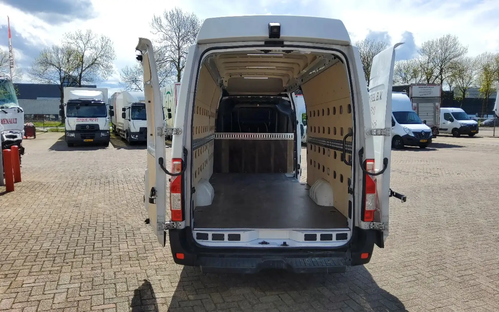 Renault Master 145.35 L4H3 EURO 6 - GESLOTEN - VJK-98-H Wit - 2