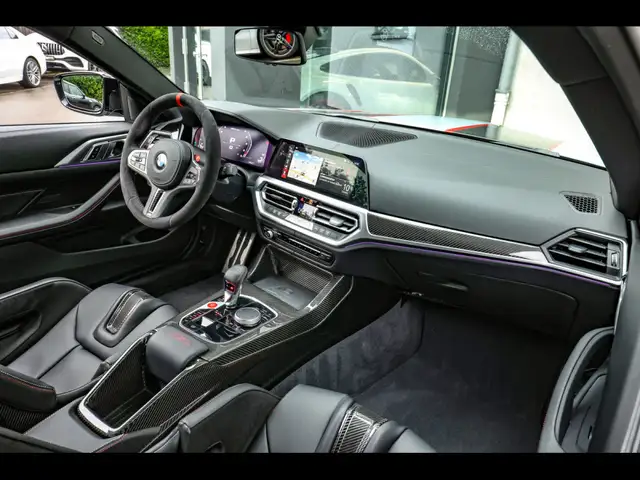 BMW M4 view 12