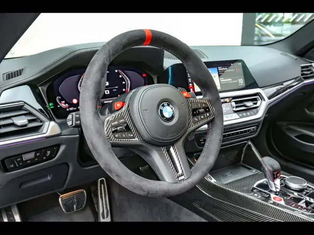BMW M4 view 10