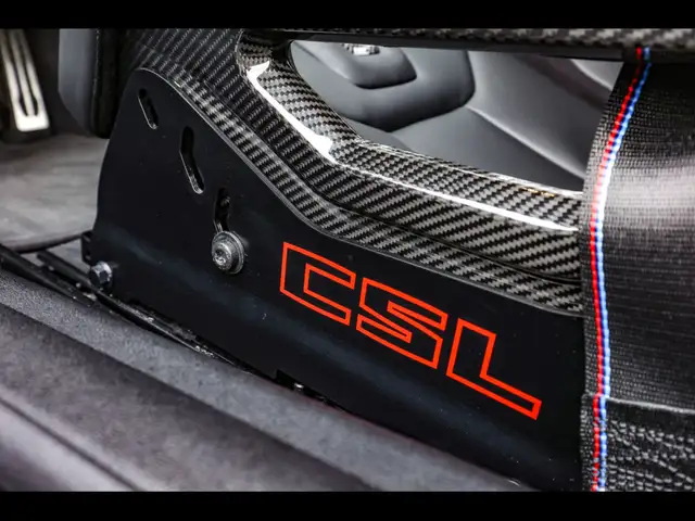 BMW M4 view 15