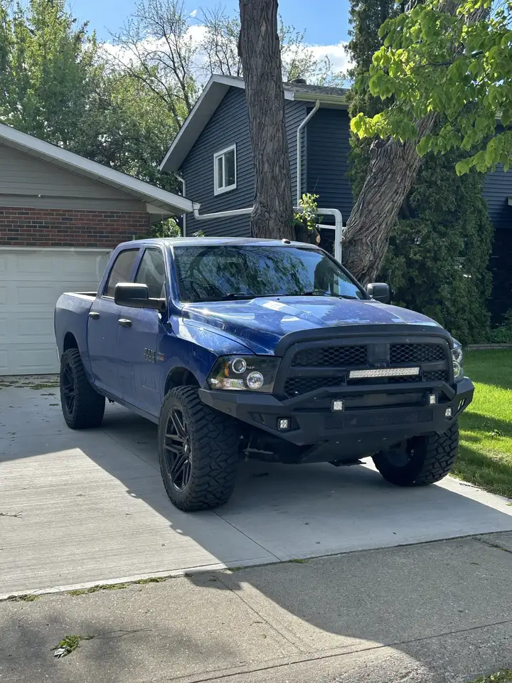 RAM 1500 снимка RAM 1500