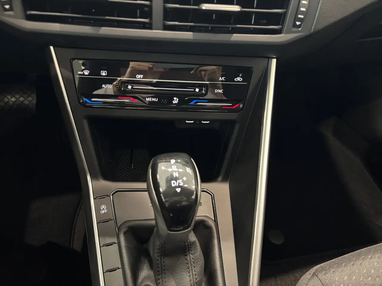 Volkswagen Polo Citadine 5 portes — photo 20