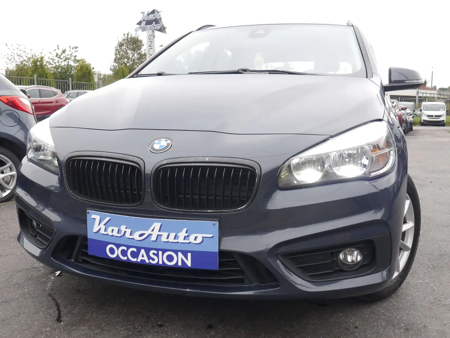 BMW 218 Active Tourer 218 d*TOIT PANO*GPS* Gris - 1