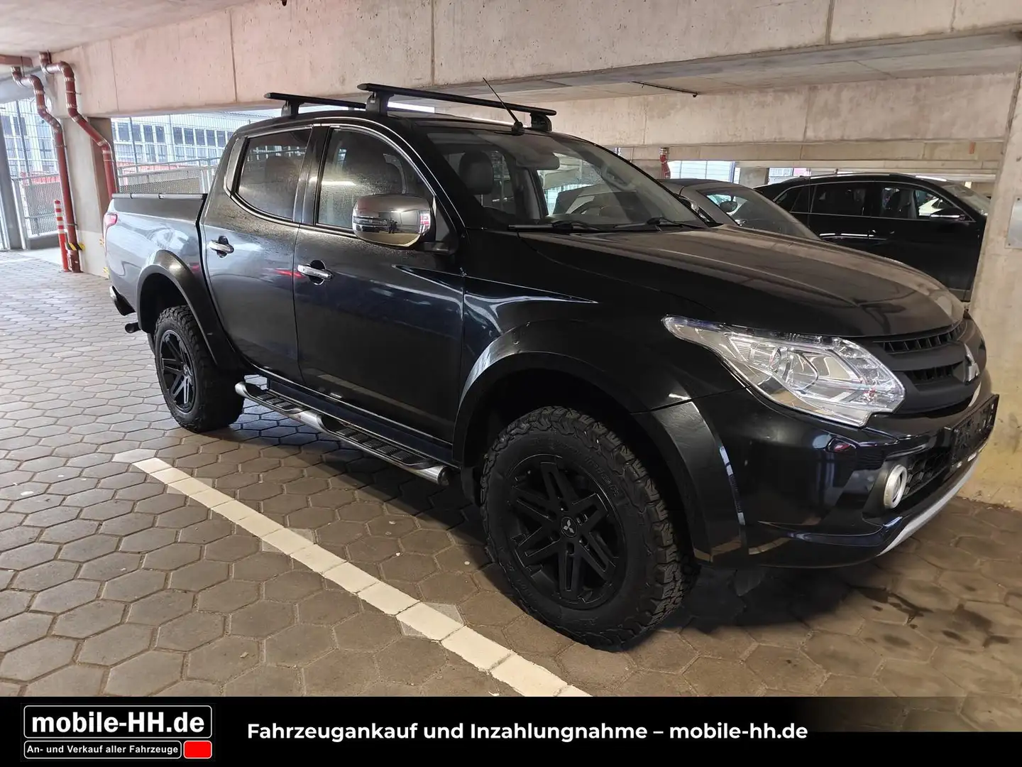 Mitsubishi L200 Top Doppelkabine 4WD*KAMERA*SDHZG* Schwarz - 1