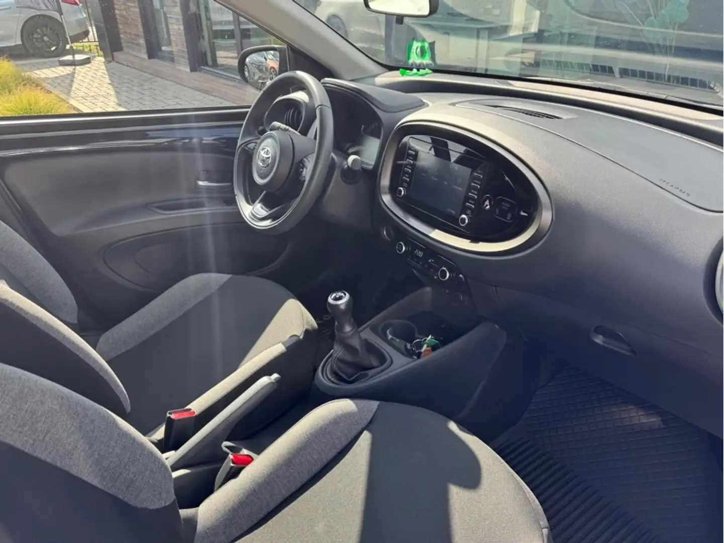 Toyota Aygo X Play Noir - 2