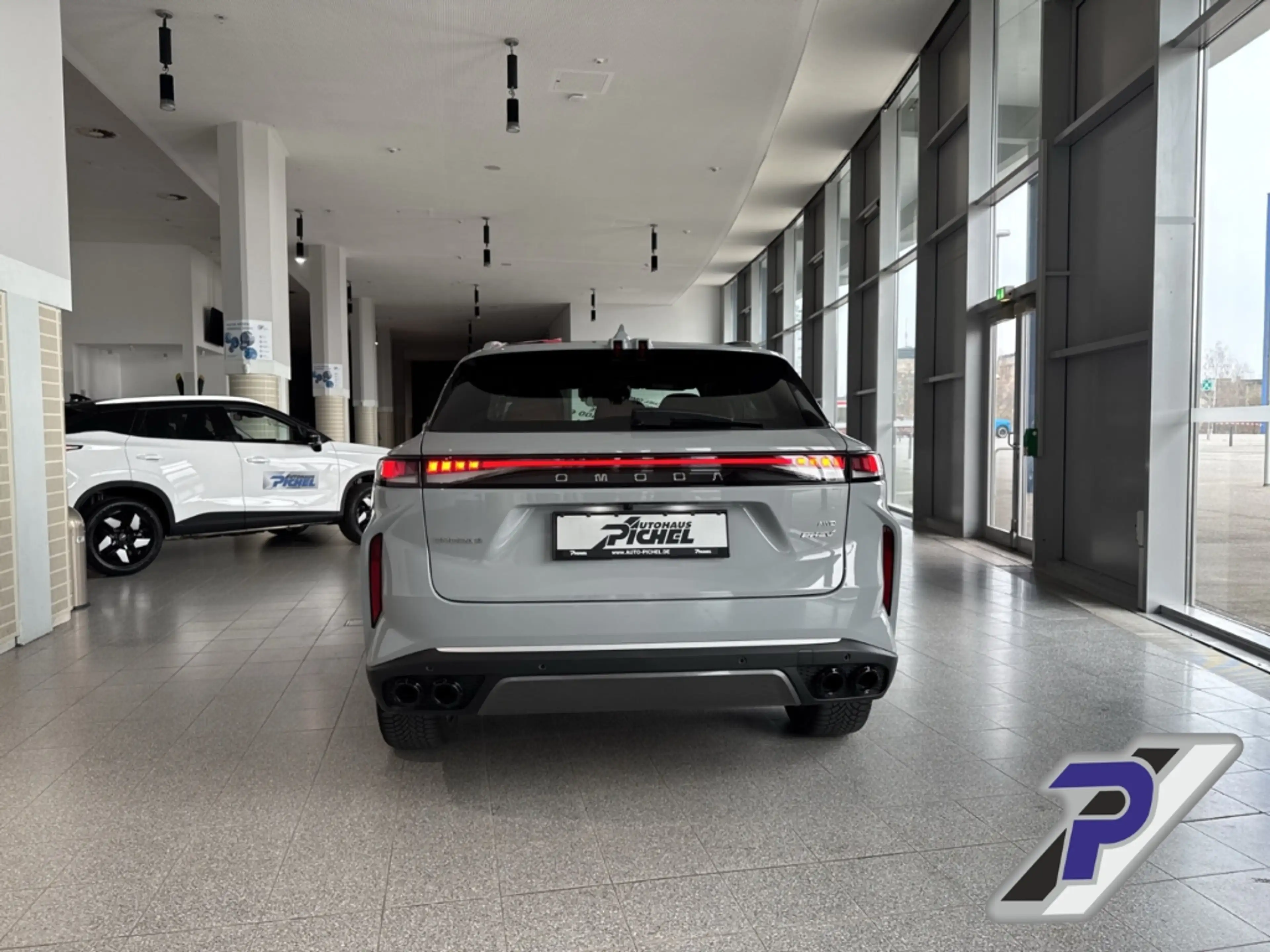 Omoda 9 Omoda 09 PHEV SUPER-HYBRID PREMIUM-SUV 4X4 PANODAC — photo 4