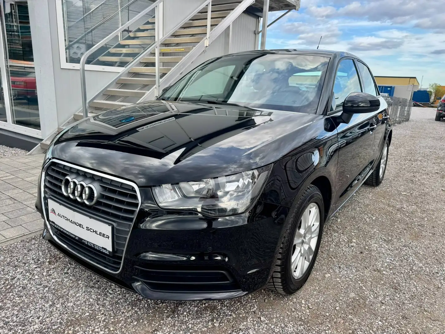 Audi A1 SPORTBACK 1.6 TDI Attraction , 1 BESITZ Schwarz - 1