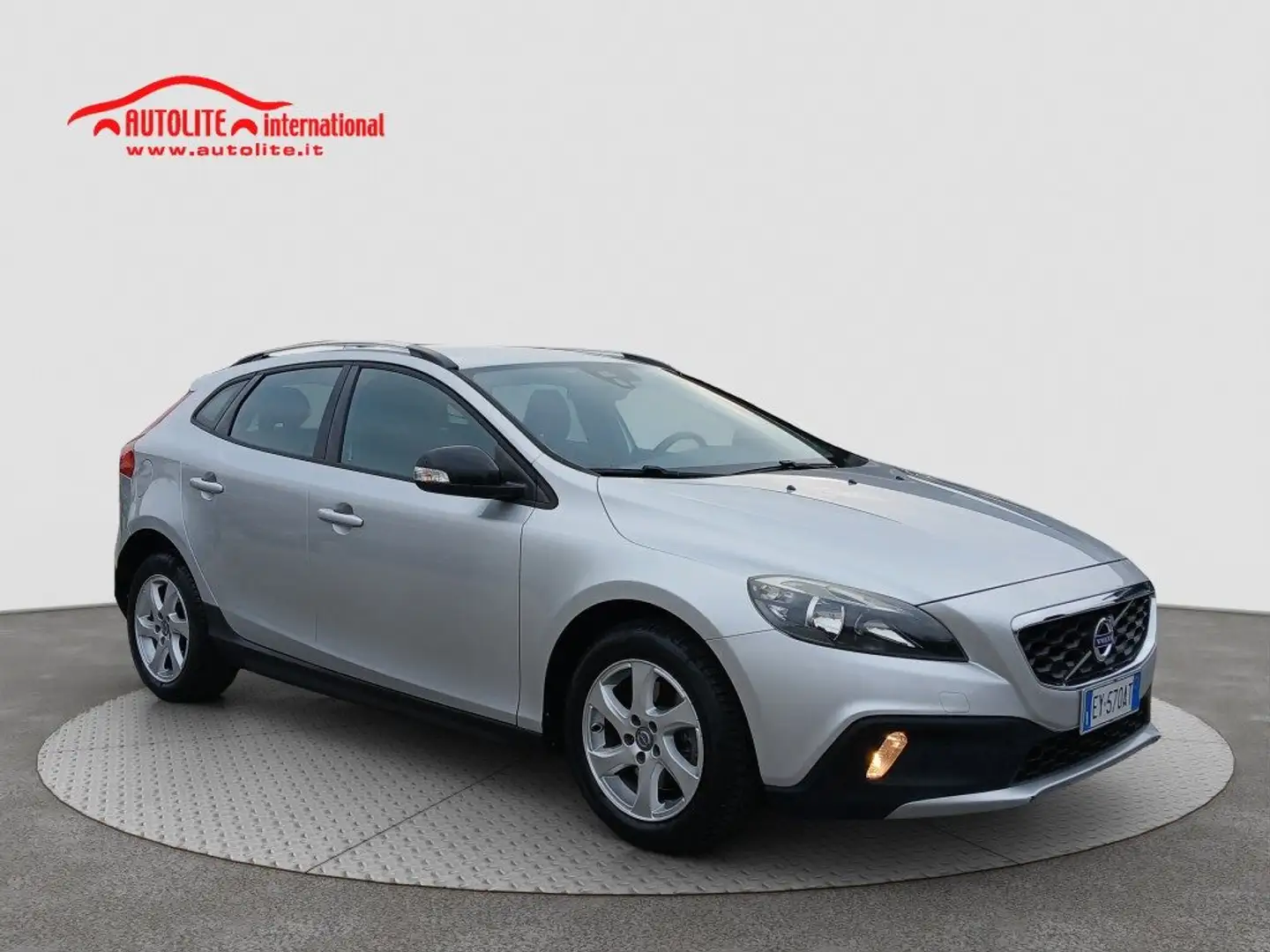 Volvo V40 Cross Country D2 1.6 Kinetic Zilver - 2