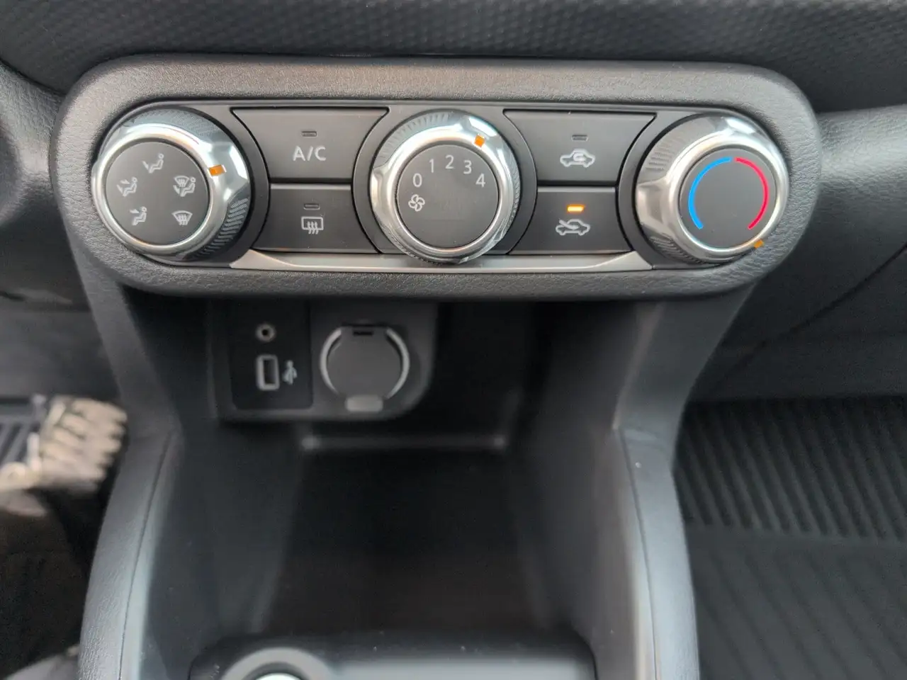 Nissan Kicks снимка Nissan Kicks