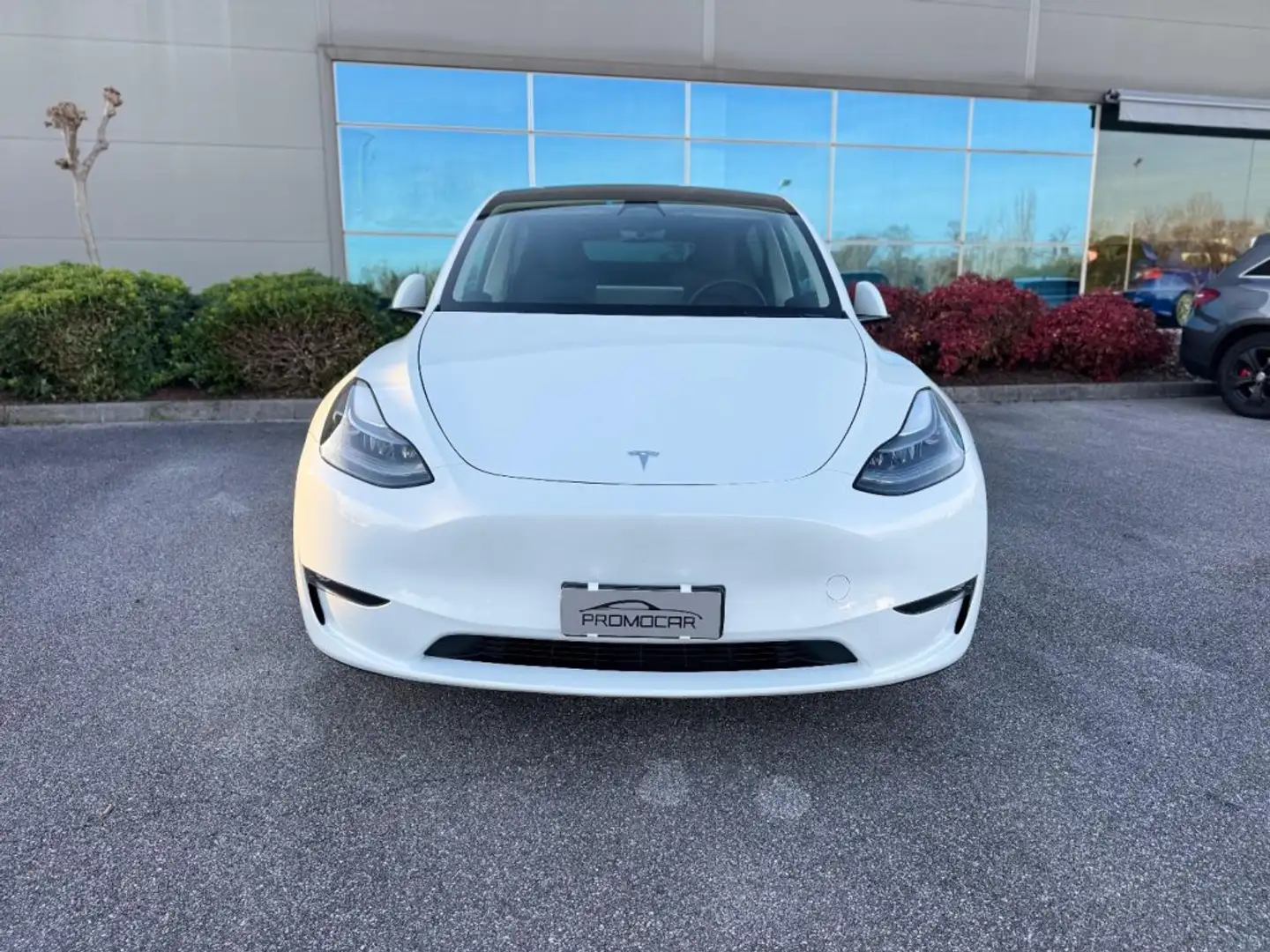 Tesla Model Y PERFORMANCE DUAL MOTOR AWD *UNIPROP* Bianco - 2