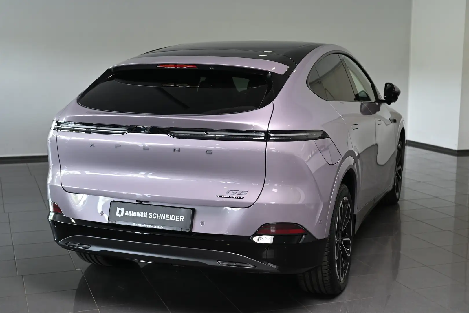 Xpeng Sonstige AWD Performance AHK Pano Leder Kamera ACC Violett - 2