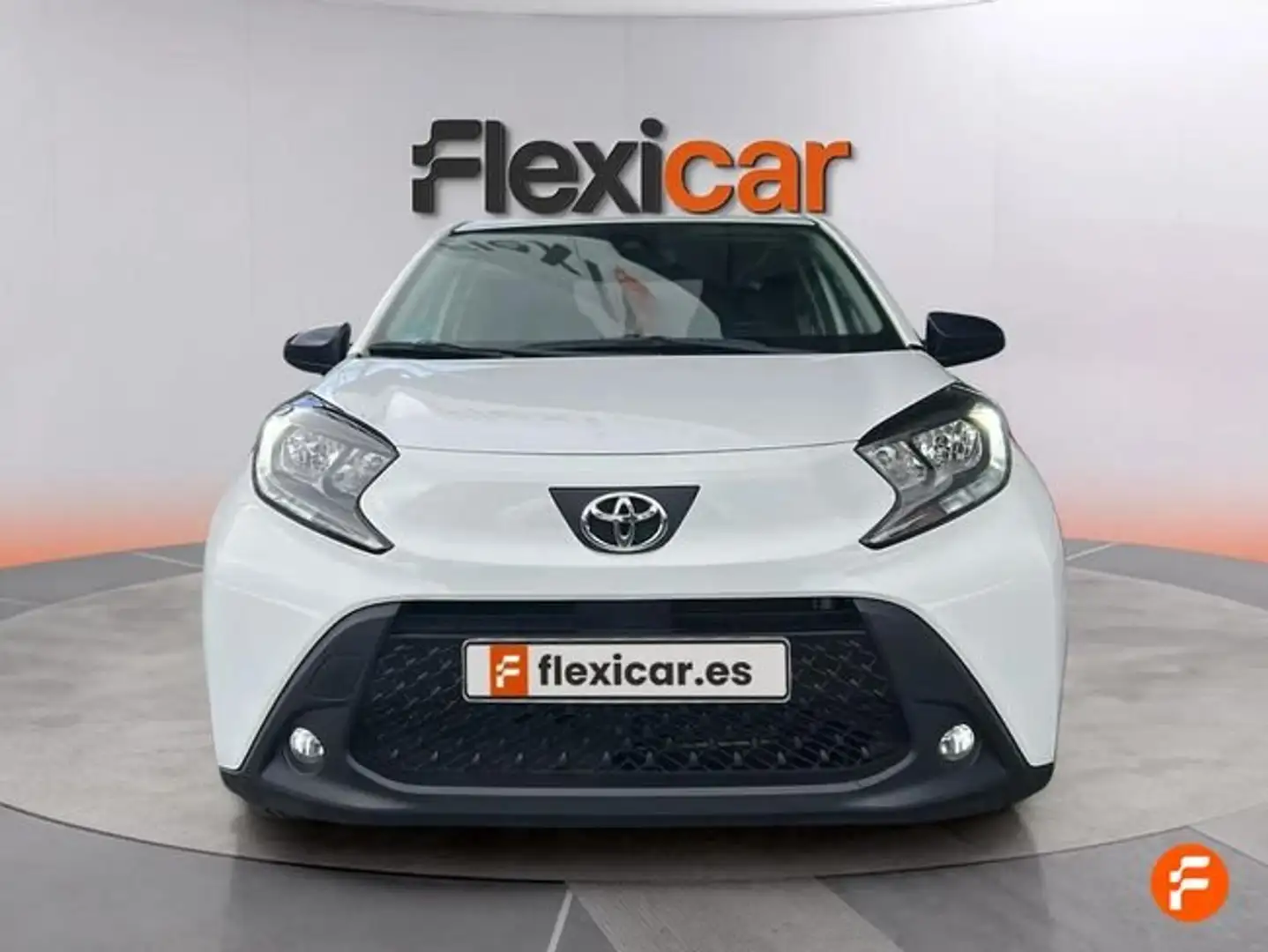 Toyota Aygo 1.0 VVT-I 72CV Chic Blanco - 2