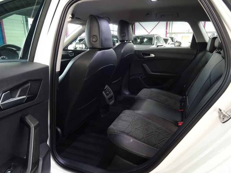 SEAT Leon LEON ST 2.0 STYLE*AHK*ACC*CAM*KEY*LED* — photo 10