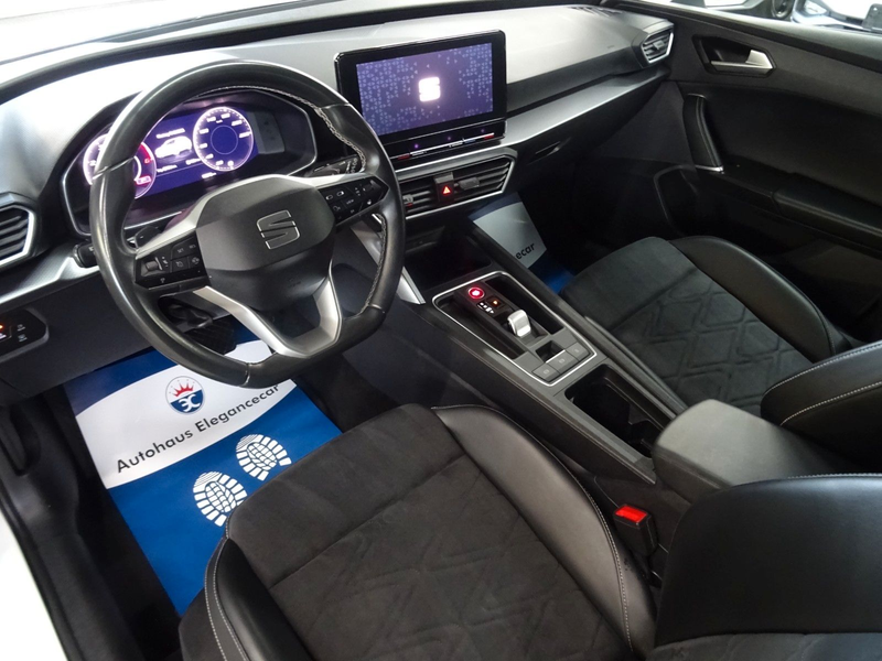SEAT Leon LEON ST 2.0 STYLE*AHK*ACC*CAM*KEY*LED* — photo 9