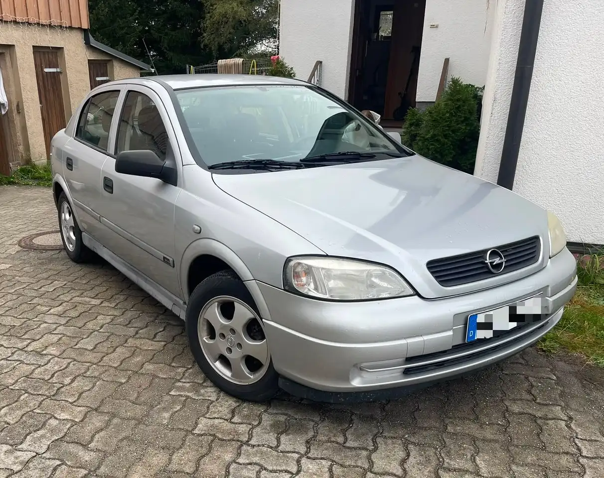 Opel Astra 1.6 Edition 2000, foto 1