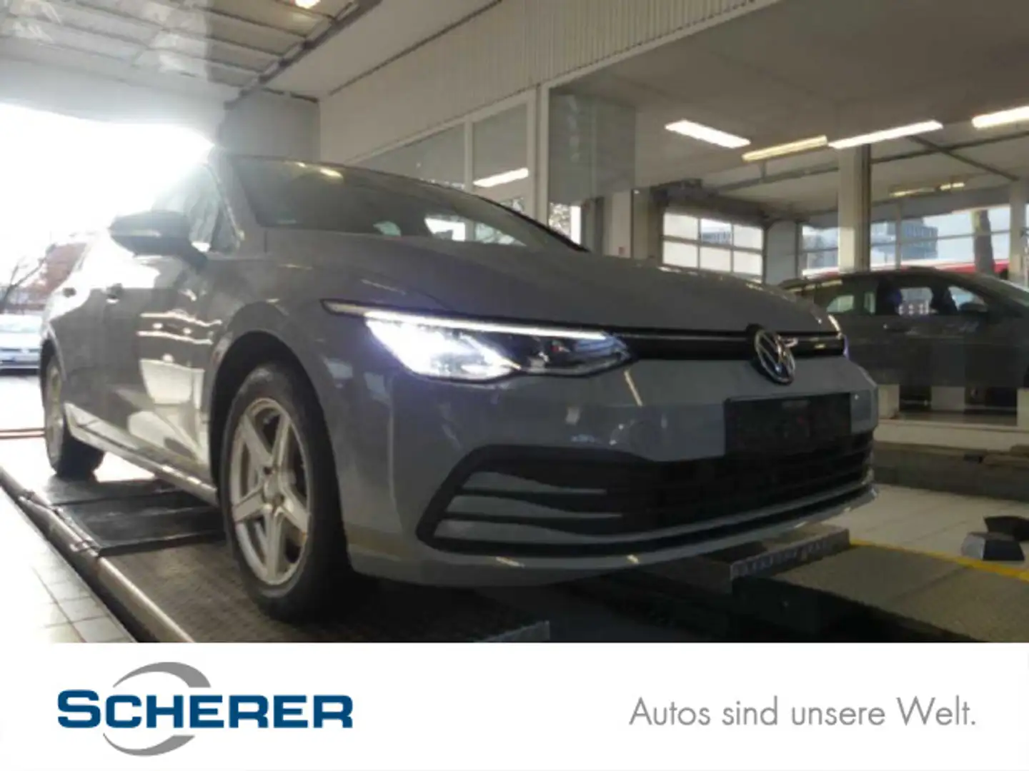 Volkswagen Golf Variant Golf VIII Variant 1.5 TSI Life PDC APP AHK LANE Grau - 1