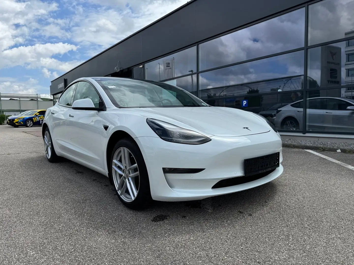 Tesla Model 3 Long Range AWD 75kWh Weiß - 2