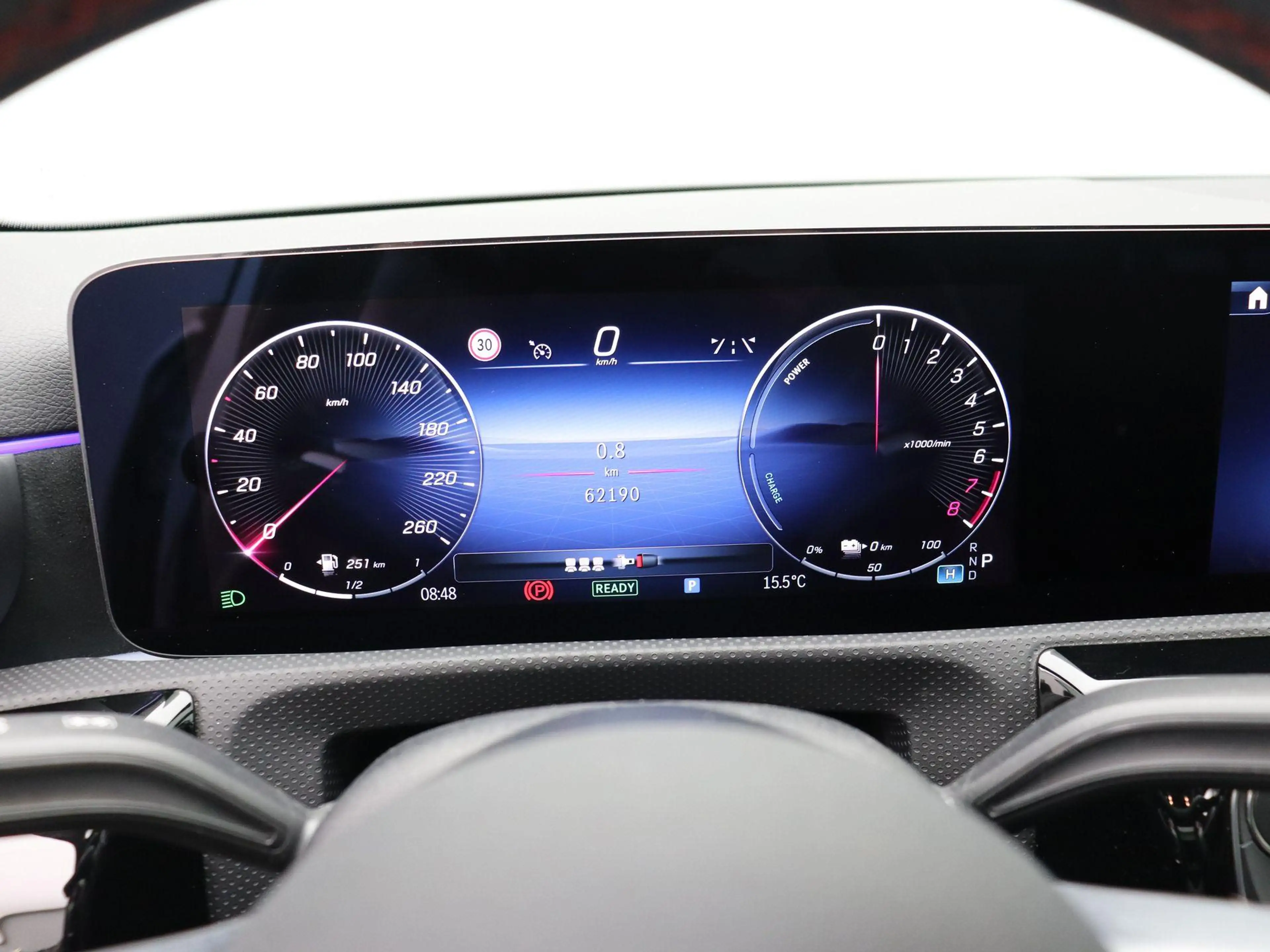 Mercedes-Benz A 250 e AMG Line Berline + CARPLAY + PANORAMISCH DAK + N — photo 11