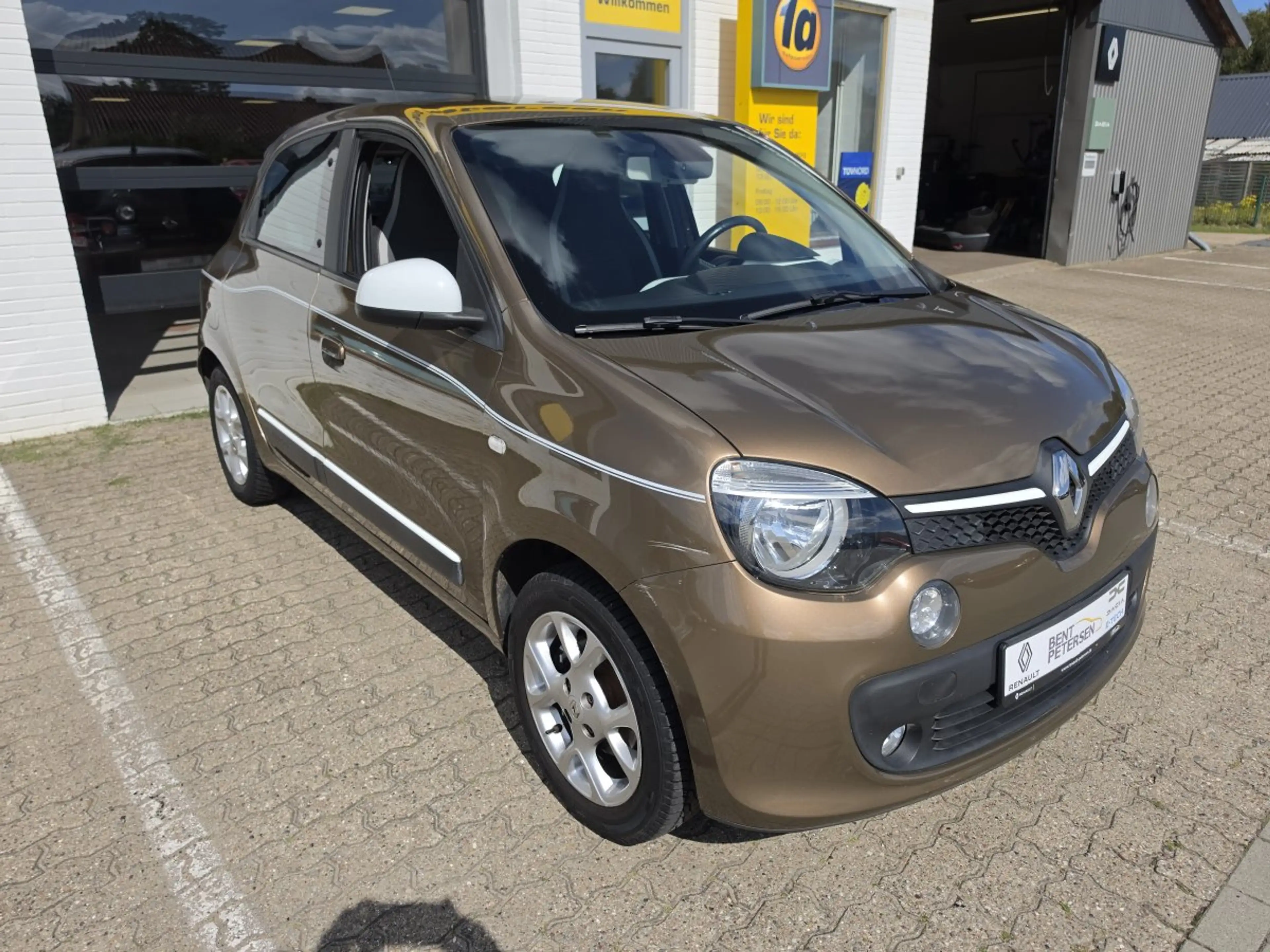 Renault Twingo 0.9 TCe 90 Luxe ENERGY 0.9 TCe 90 EU6 Luxe ENERGY — photo 4