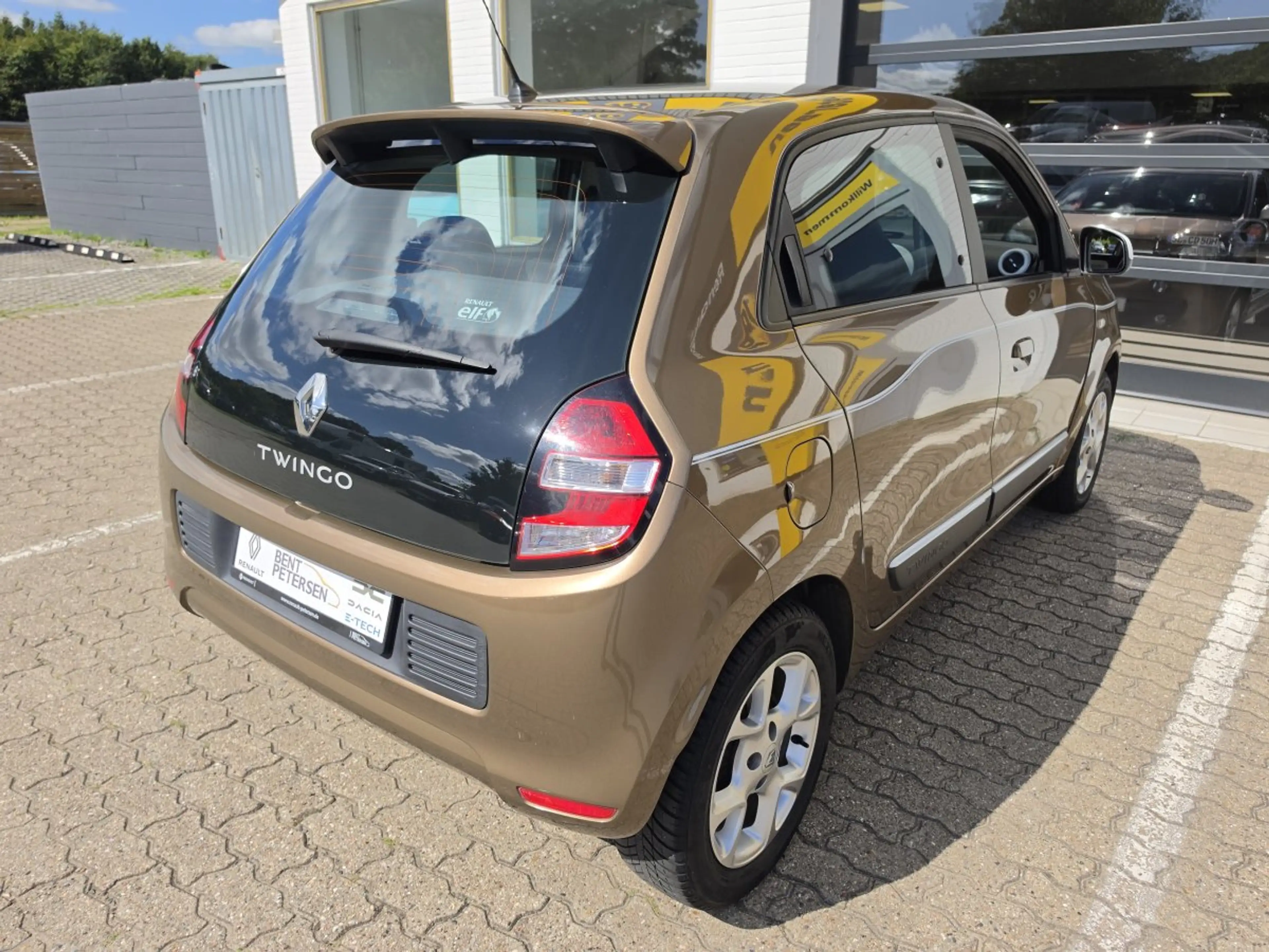 Renault Twingo 0.9 TCe 90 Luxe ENERGY 0.9 TCe 90 EU6 Luxe ENERGY — photo 6