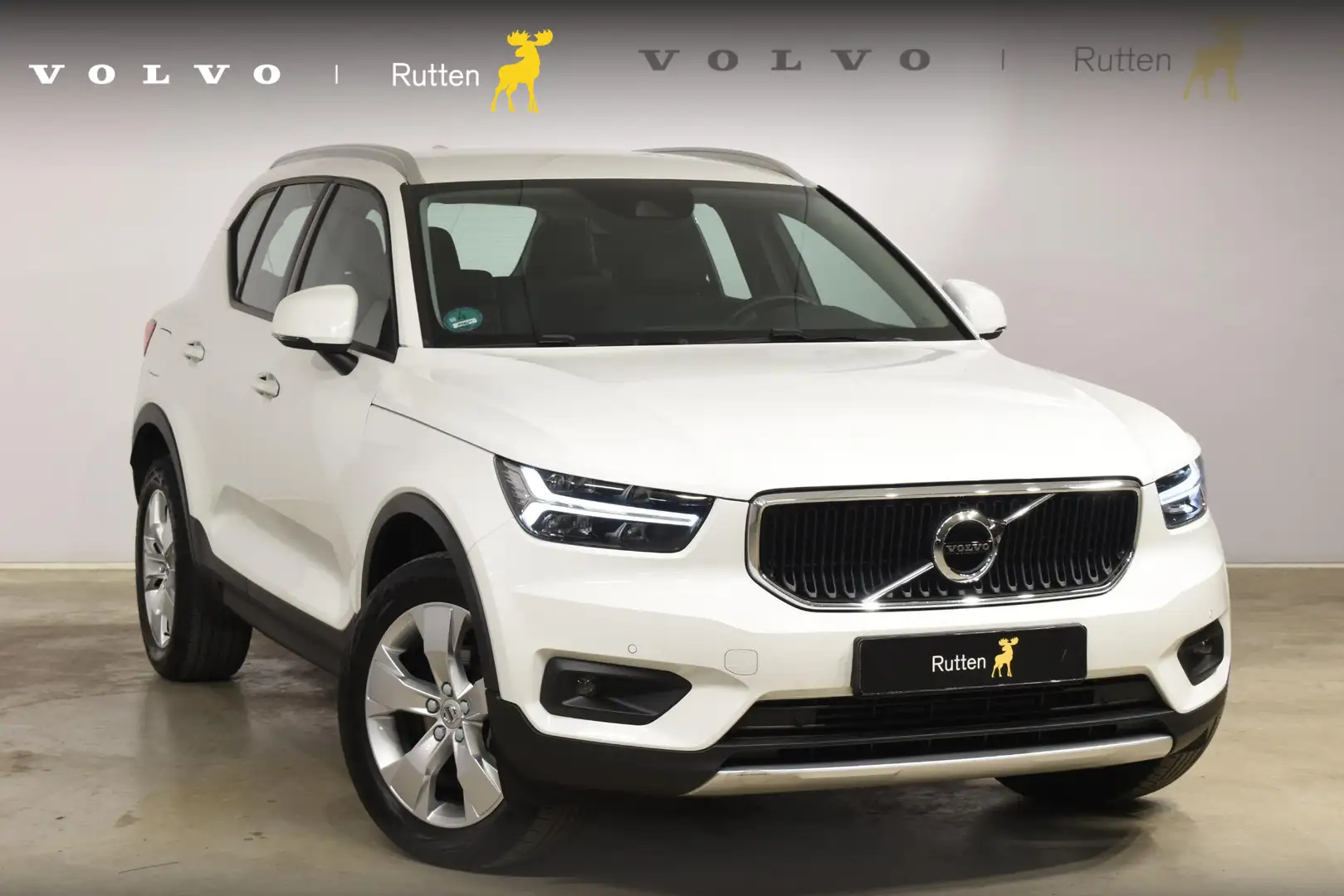 Volvo XC40 T2 129PK Business Pro / Navigatie / Parkeersensore Bianco - 1
