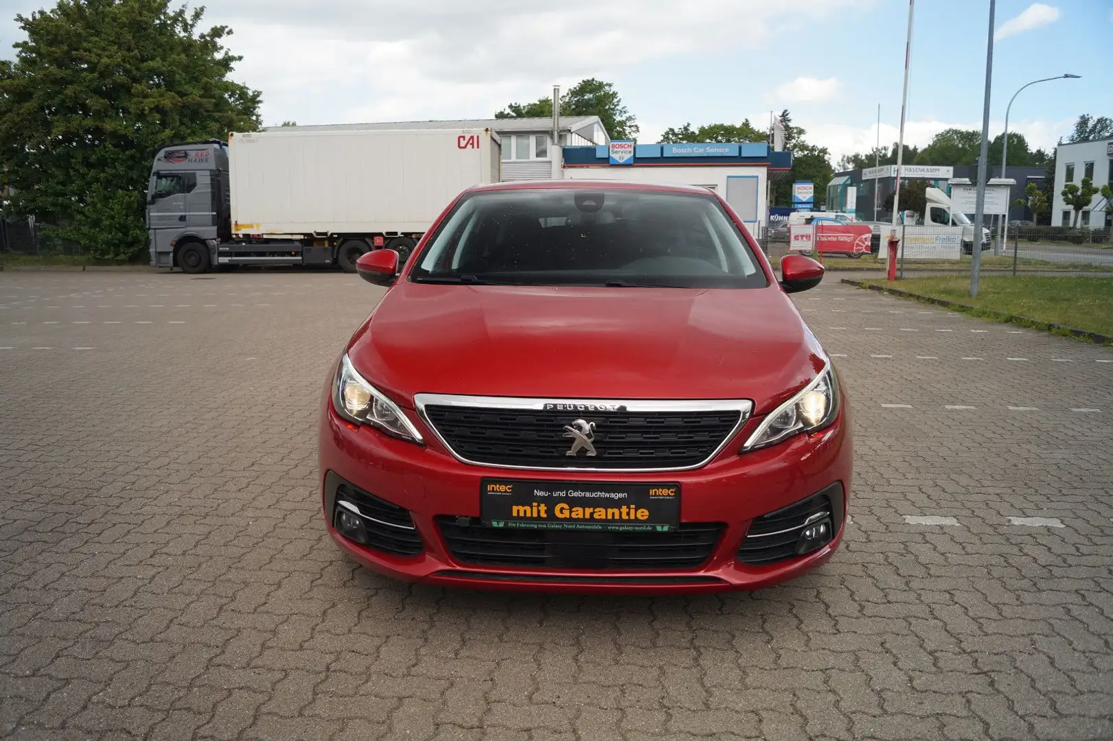 Peugeot 308 BlueHDi Active SW Navi Standheiz. PDC Tempo. Rosso - 2