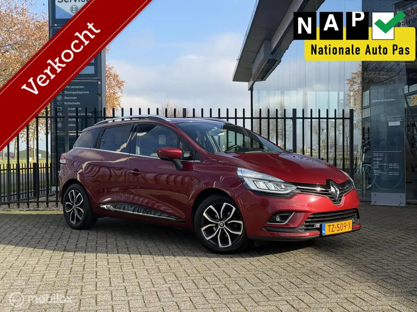 Renault Clio Estate 0.9 TCe Intens | Airco | Camera | Leer Rouge - 1
